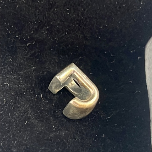 Silver Initial 'J' Charm - Picture 4 of 7